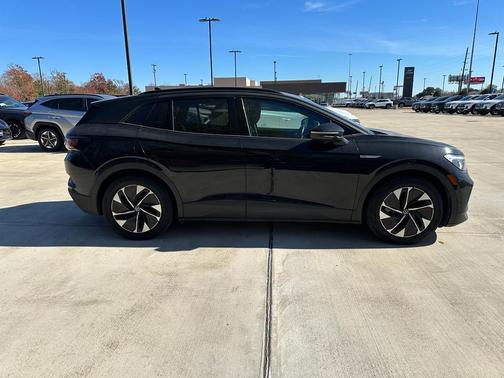 2021 Volkswagen ID.4 Pro