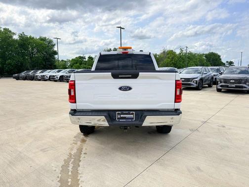 OXFORD WHITE 2021 Ford F-150 XLT