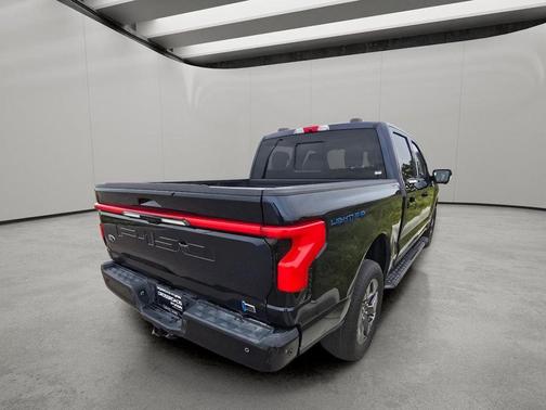 Antimatter Blue Metallic 2022 Ford F-150 Lightning LARIAT