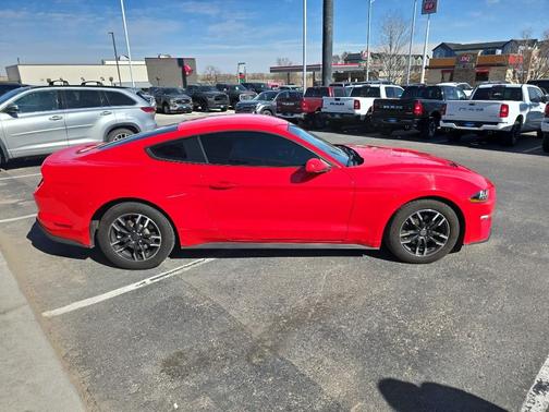 2018 Ford Mustang EcoBoost