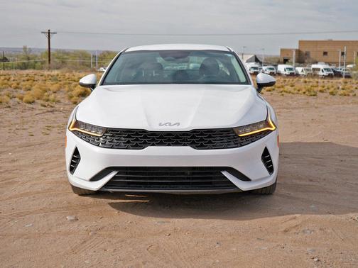 2022 Kia K5 LXS