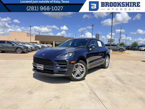 Blue 2019 Porsche Macan Macan