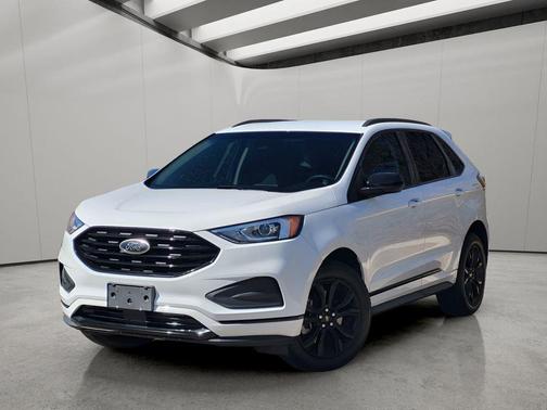 OXFORD WHITE 2022 Ford Edge SE