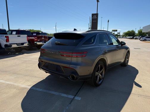 Melbourne Gray 2023 Genesis GV70 2.5T AWD