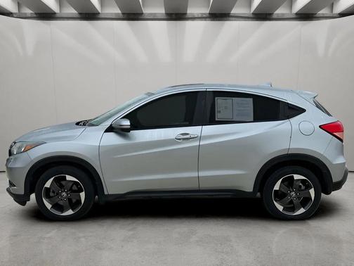 Lunar Silver Metallic 2018 Honda HR-V EX