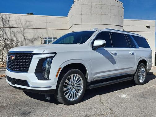 2025 Cadillac Escalade ESV Premium Luxury