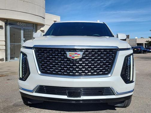 2025 Cadillac Escalade ESV Premium Luxury