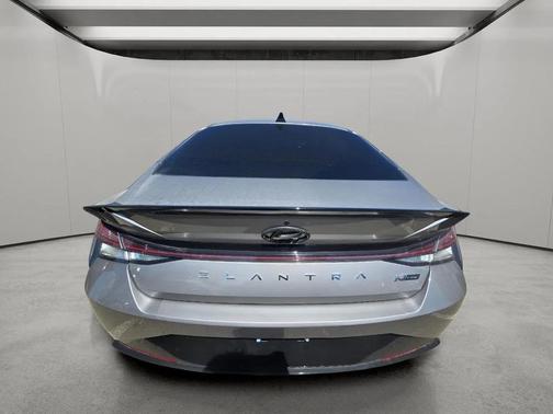 Fluid Metal 2022 Hyundai ELANTRA N Line