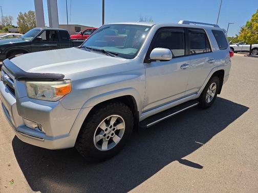 Classic Silver Metallic 2013 Toyota 4Runner SR5