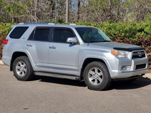 Classic Silver Metallic 2013 Toyota 4Runner SR5