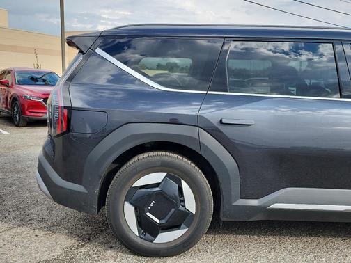 2024 Kia EV9 Wind