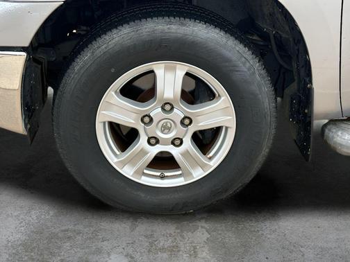 Silver Sky Metallic 2008 Toyota Tundra SR5 CrewMax