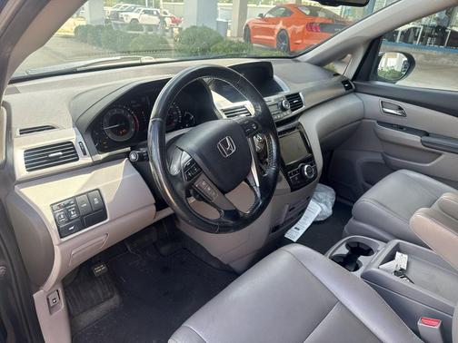 Crystal Black Pearl 2016 Honda Odyssey EX-L