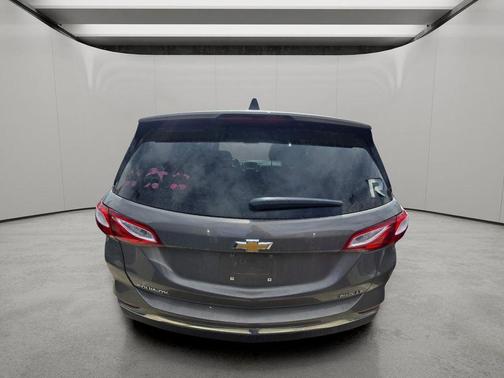 Pepperdust Metallic 2018 Chevrolet Equinox LT