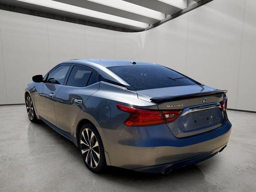 Gun Metallic 2016 Nissan Maxima 3.5 SR