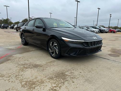2025 Hyundai ELANTRA HEV SEL Sport