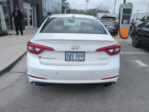 Quartz White Pearl 2017 Hyundai SONATA Limited