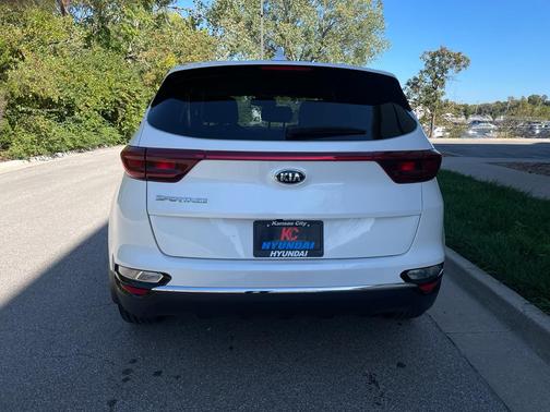 2022 Kia Sportage LX