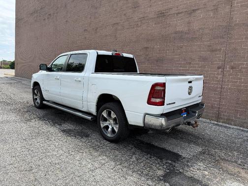 Bright White Clearcoat 2023 RAM 1500 Laramie