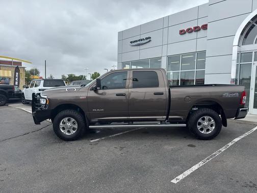 RV Match Walnut Brown Metallic Clearcoat 2021 RAM 2500 Tradesman Crew Cab 4x4 6'4' Box