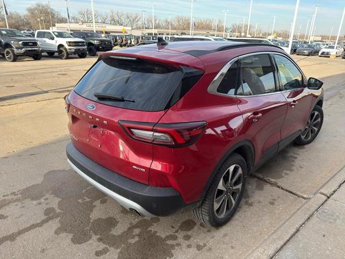 2024 Ford Escape Platinum