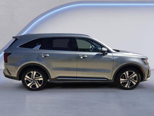 Steel Gray 2023 Kia Sorento SX