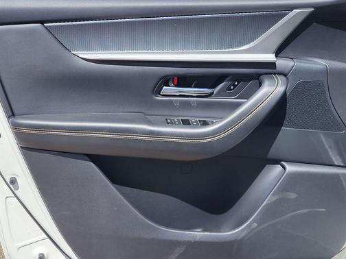 2025 Mazda CX-70 PHEV Premium Plus Package