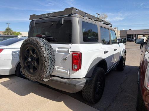 OXFORD WHITE 2024 Ford Bronco Black Diamond
