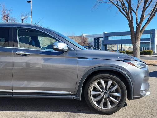 2021 INFINITI QX50 LUXE AWD