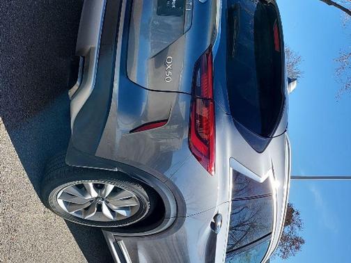 2021 INFINITI QX50 LUXE AWD