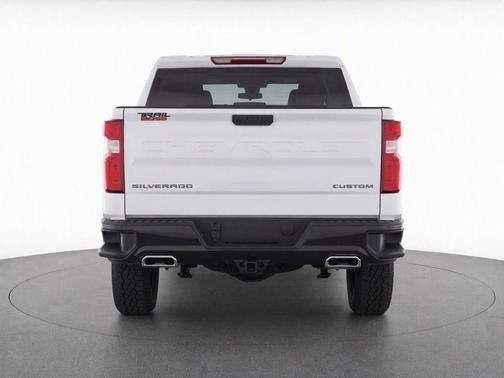 Summit White 2025 Chevrolet Silverado 1500 Custom Trail Boss