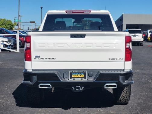 Summit White 2025 Chevrolet Silverado 1500 Custom Trail Boss