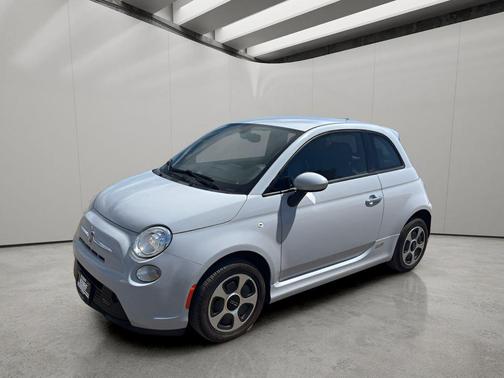 Grigio Cenre 2017 FIAT 500e Battery Electric