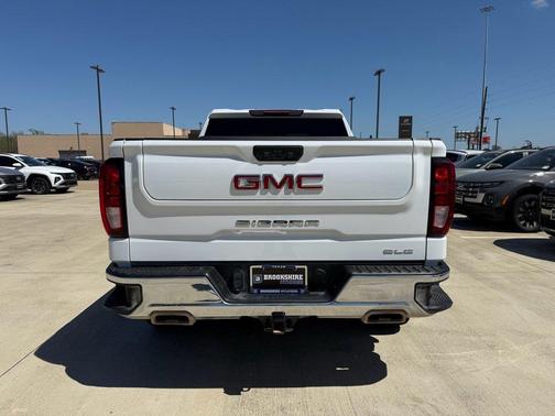 2024 GMC Sierra 1500 SLE