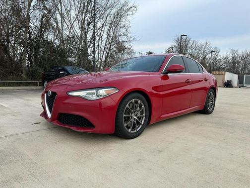2020 Alfa Romeo Giulia Base
