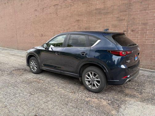 Deep Crystal Blue Mica 2025 Mazda CX-5 2.5 S Select Package