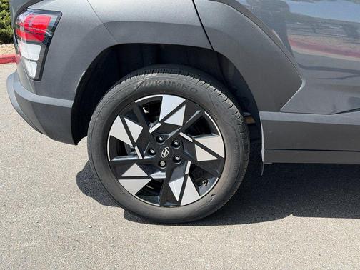 Ecotronic Gray Pearl 2024 Hyundai KONA SEL