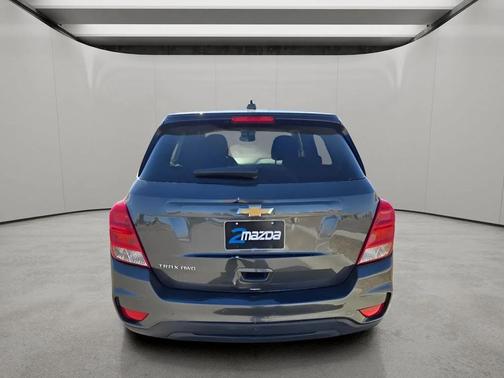Nightfall Gray Metallic 2020 Chevrolet Trax LS