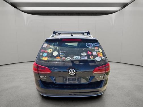Deep Black Pearl 2017 Volkswagen Golf Alltrack TSI SE