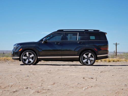 2025 Hyundai SANTA FE Limited