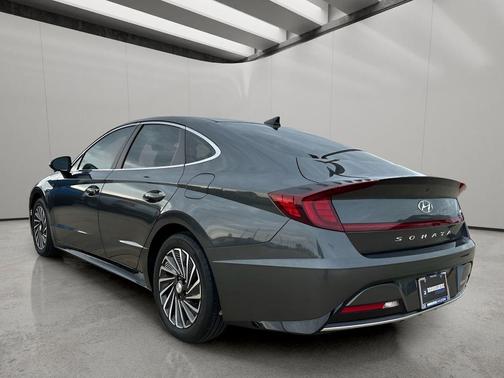 2023 Hyundai SONATA Hybrid SE