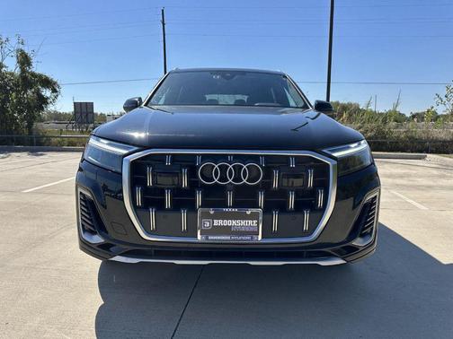 2025 Audi Q7 55 Premium Plus