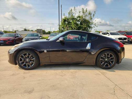 Black Cherry 2016 Nissan 370Z Touring