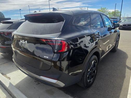 Fusion Black 2026 Kia Sportage SX Turbo