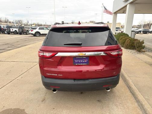 2020 Chevrolet Traverse LT Cloth