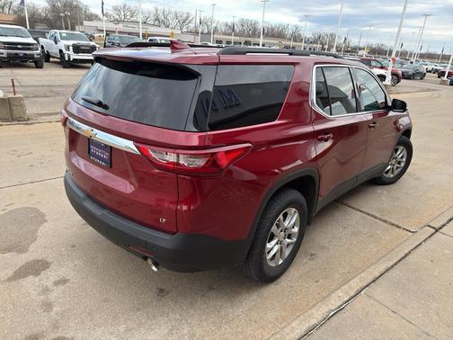 2020 Chevrolet Traverse LT Cloth