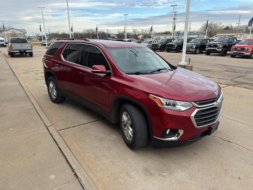 2020 Chevrolet Traverse LT Cloth