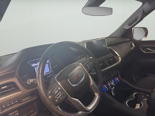Summit White 2021 GMC Yukon XL SLE