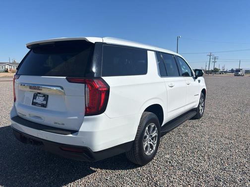 Summit White 2021 GMC Yukon XL SLE