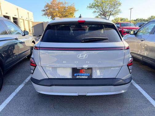Cyber Gray Metallic 2024 Hyundai KONA EV SEL